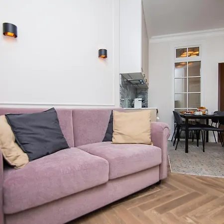 Top Floor Negresco Apartment *